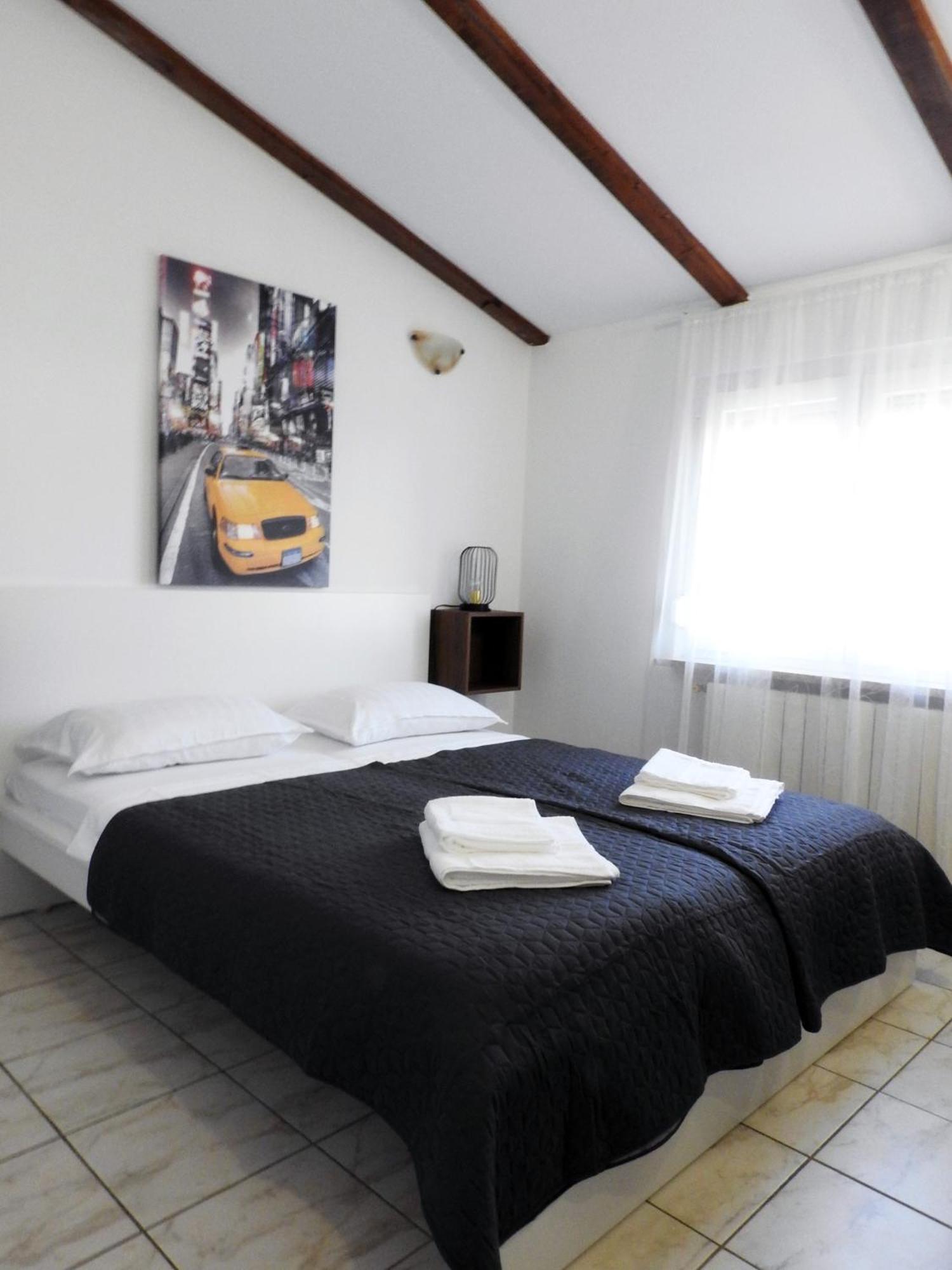 Apartman Ines- Stinjan PUY 외부 사진